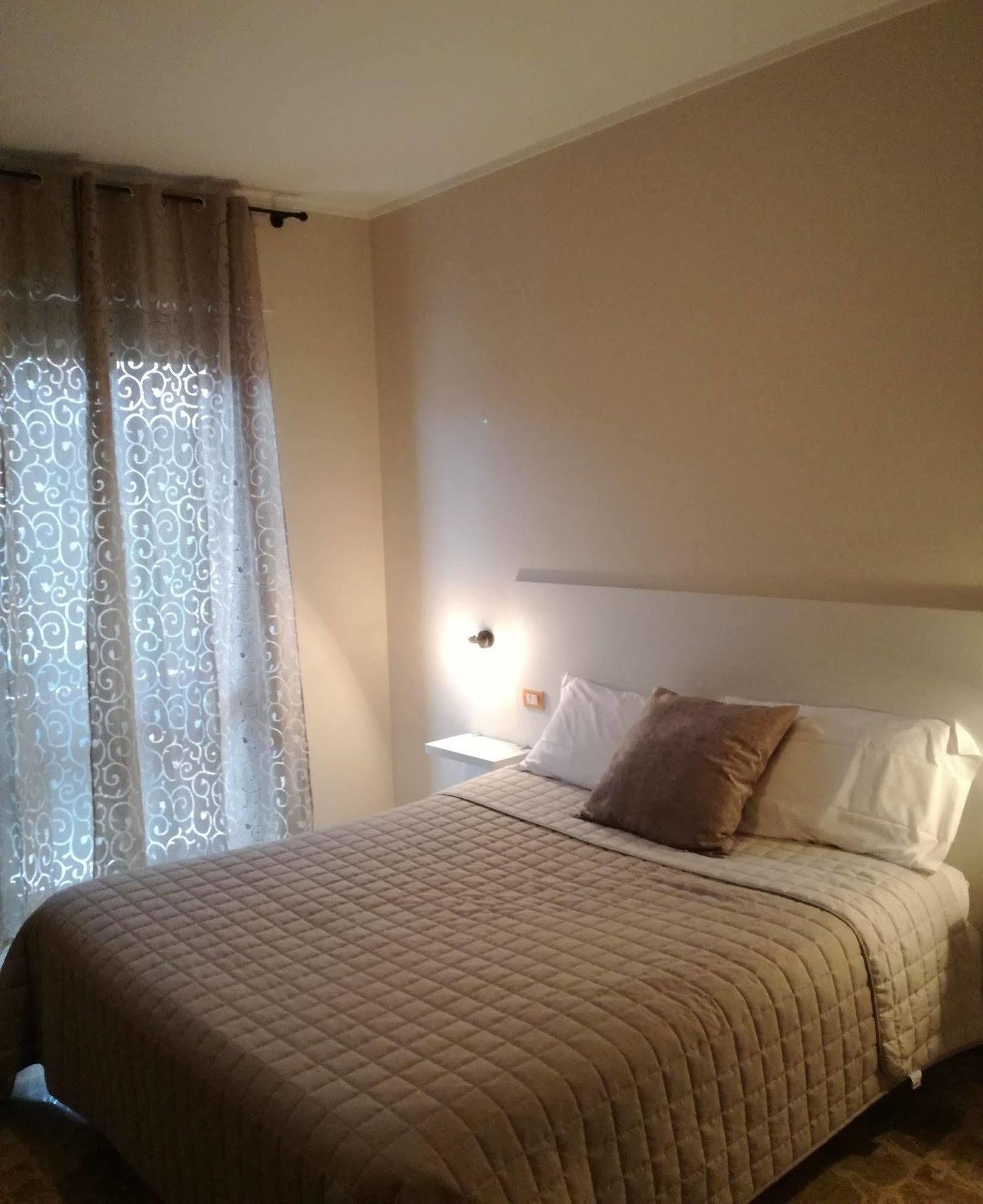 Hotel Doc Canelli Buitenkant foto